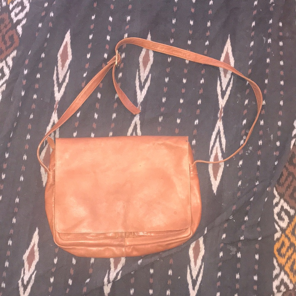 Vintage Leather Messenger Bag - Picture 5 of 16